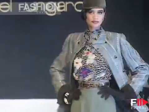 "Emanuel Ungaro" Autumn Winter 1992 1993 Paris 1 of 3 Pret a Porter Woman by FashionChannel