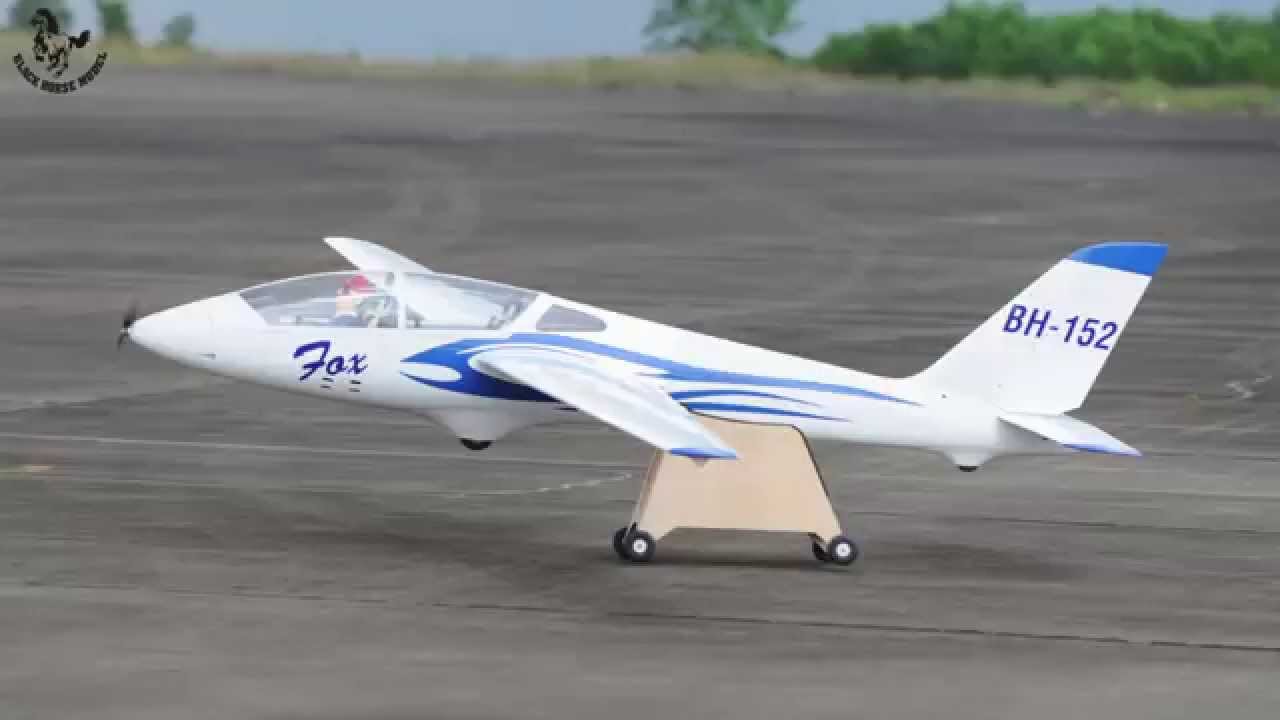 BH152 FOX vetroň 6000mm ARF