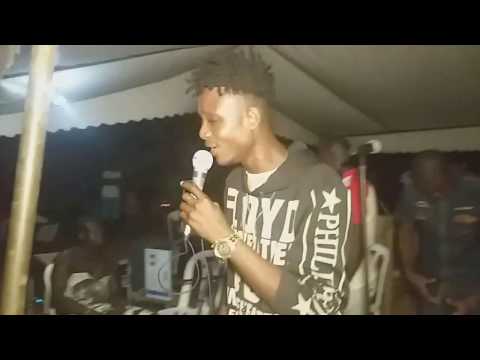 Makepoula & Ahoué Orchestra - Vendredi