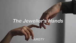 The Jeweller&#39;s Hands - Arctic Monkeys | Lyrics &amp; Sub Español