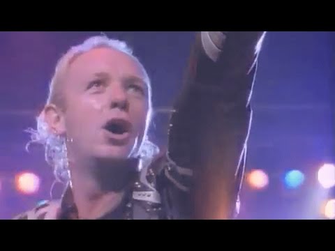 Videoclip de Night Comes Down (Live) — Judas Priest