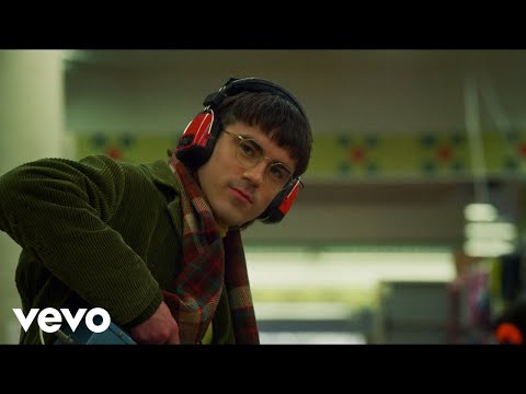 Declan McKenna - Elevator Hum (Official Lyric Video)