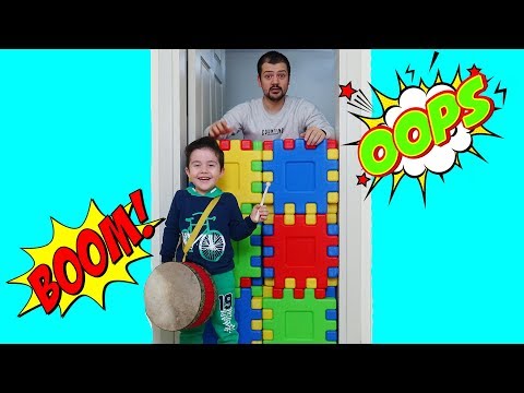 Yusuf Babasına Şaka Yaptı! Kids pretend play with colored magic boxes