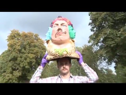 Luigi Ontani - AuroboruSerpentine