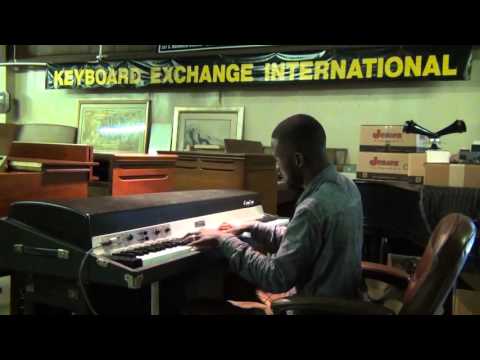 Fender Rhodes 88 key Suitcase $2,795 Keyboard Exchange International