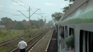 preview picture of video 'TLK Barbakan dym z lokomotywy.'