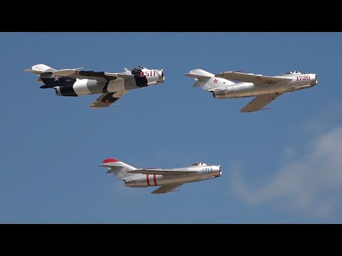 Jet Warbird Showcase - EAA Airventure 2023