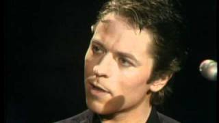 Dick Clark Interviews Robert Palmer - American Bandstand 1978