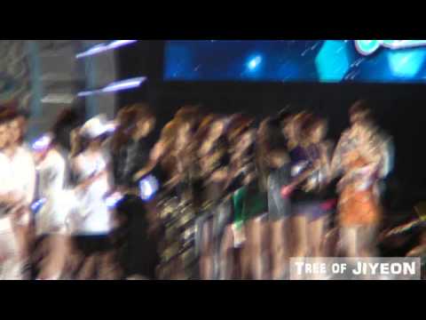 [FanCam] 20130512 T-ARA N4 @ DREAM CONCERT ending stage