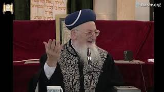 הילולת גאון עוזנו ותפארתנו בעל הבן איש חי י"ג אלול - שיעורי מנחת יהודה - מרן הרב מרדכי אליהו (הרב מרדכי אליהו זצ"ל) - התמונה מוצגת ישירות מתוך אתר האינטרנט יוטיוב. זכויות היוצרים בתמונה שייכות ליוצרה. קישור קרדיט למקור התוכן נמצא בתוך דף הסרטון