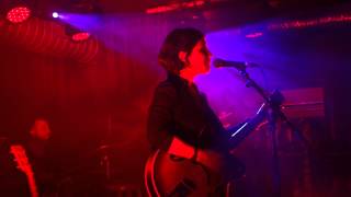 2015-05-30-Bobo In White Wooden Houses-Privatclub Berlin-20-Hole in heaven