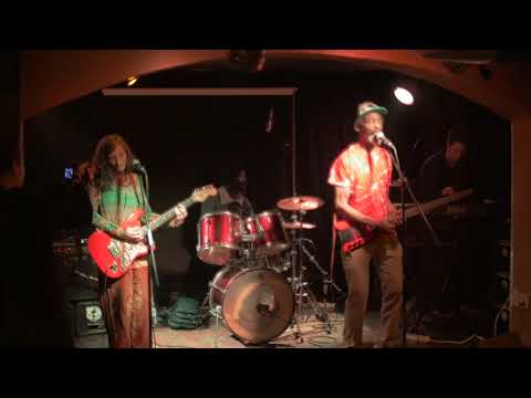 Ras Perez....Zion Vibes.