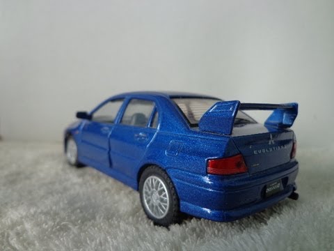 Металлическая машинка Kinsmart 1:36 «Mitsubishi Lancer Evolution VII» KT5052D инерционная / Микс