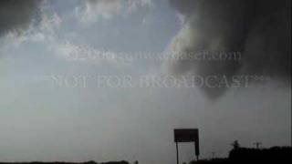 preview picture of video 'August 24 2006 New Ulm MN tornado'