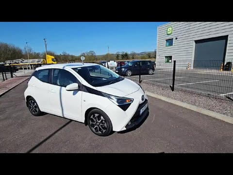 Toyota Aygo 1.0 VVT-i x-play Smartphone - Image 2