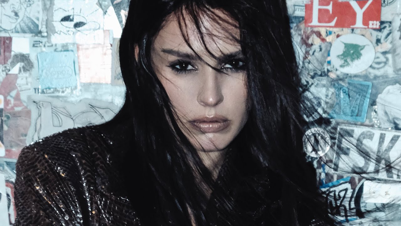 Zivert — Кавалер-Револьвер (Mood Video)