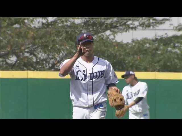 【ファーム】ライオンズ・山野辺翔 一二塁間の打球を腕を伸ばしてナイスキャッチ!! 2022年9月13日  埼玉西武ライオンズ 対 読売ジャイアンツ