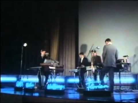 tabularassa collection  - kraftwerk- autobahn.flv