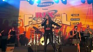 Janet - Shimmy Shimmy @ Rix Fm festivalen i Övik.