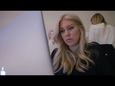 En dag på jobbet med Blondinbella - Nyhetsmorgon (TV4)
