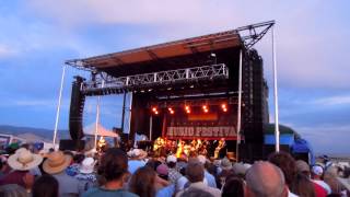Private Conversation - Lyle Lovett, Red Ants Pants Music Festival, White Sulphur Springs, MT (1/5)