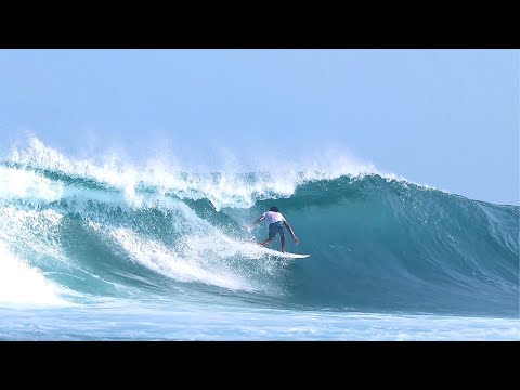 Pumping Waves at Uluwatu! - Surfing Bali
