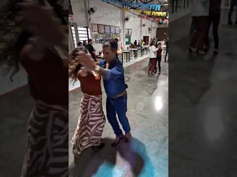 no clube do Vovô aqui em São João no Paraná.Brasil #shotrs #baile #dancarinos #dança #dance #dancina