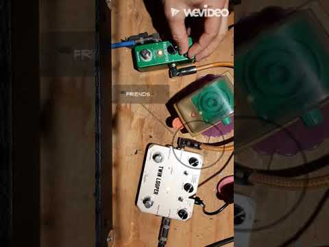 Rowin Trelicopter Tremolo Micro Pedal (featuring the Rowin Twin Looper)