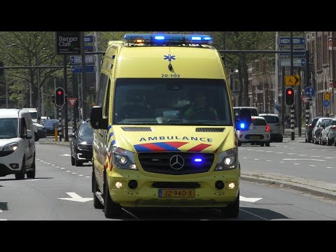 Verschillende Ambulances uit Midden- en West-Brabant met spoed naar het Erasmus MC in Rotterdam