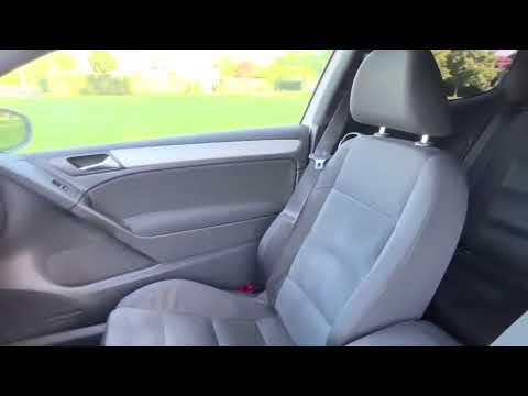 VW GOLF 1.6TDI DPF SPORT 3PT 105CV