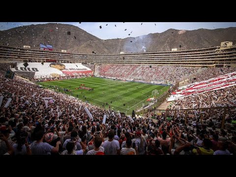 "SALE EL CAMPEON !! ESPECTACULAR RECIBIMIENTO UNIVERSITARIO DE DEPORTES VS HUANCAYO - TRINCHERA NORTE" Barra: Trinchera Norte • Club: Universitario de Deportes