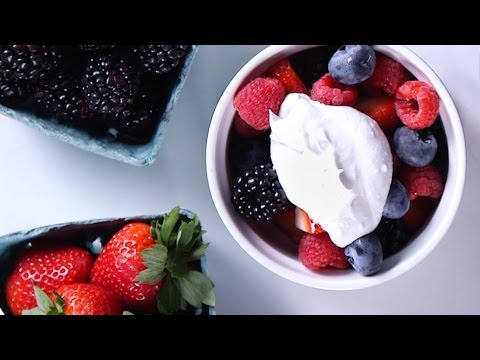 download lagu mp3 mp4 Mae Ploy Coconut Milk Wholesale, download lagu Mae Ploy Coconut Milk Wholesale gratis, unduh video klip Mae Ploy Coconut Milk Wholesale
