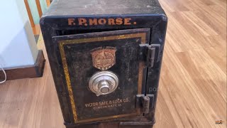 Figuring Out The Combination To Antique Safe