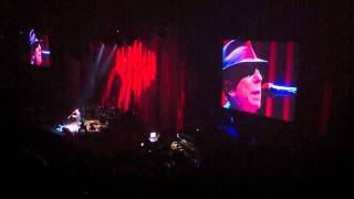 Leonard Cohen - A Singer Must Die (Sydney 9/11/10)
