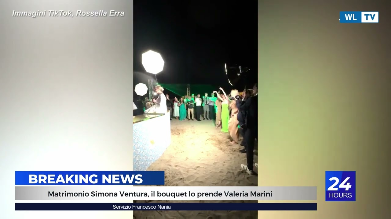 Matrimonio Simona Ventura, il bouquet lo prende Valeria Marini