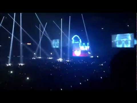 Swedish House Mafia pumpar Sandro Silva & Quintino - Epic