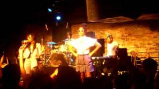 Santigold :: My Superman