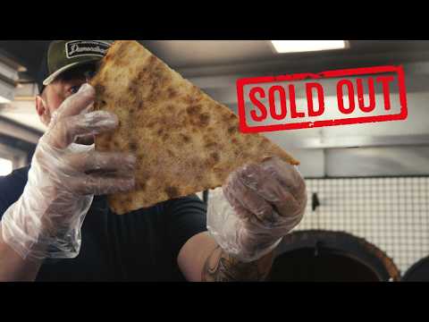 How A Pizza Food Truck Sells Out 200 Slices In The Middle of Nowhere