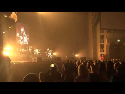 2CELLOS human nature + smooth criminal [live]