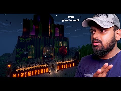 Surviving Big Haunted House in Minecraft
