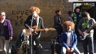 Passenger, Let her Go (2ICE cover) - Busking in the Streets of London, UK
