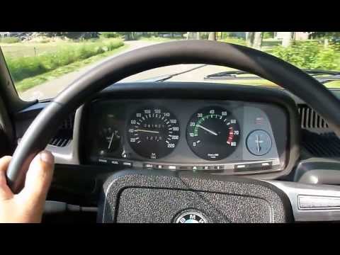 BMW engine sound 525 6 cylinder motorsound e12. 6 cilinder motorgeluid. Dashboard cam.