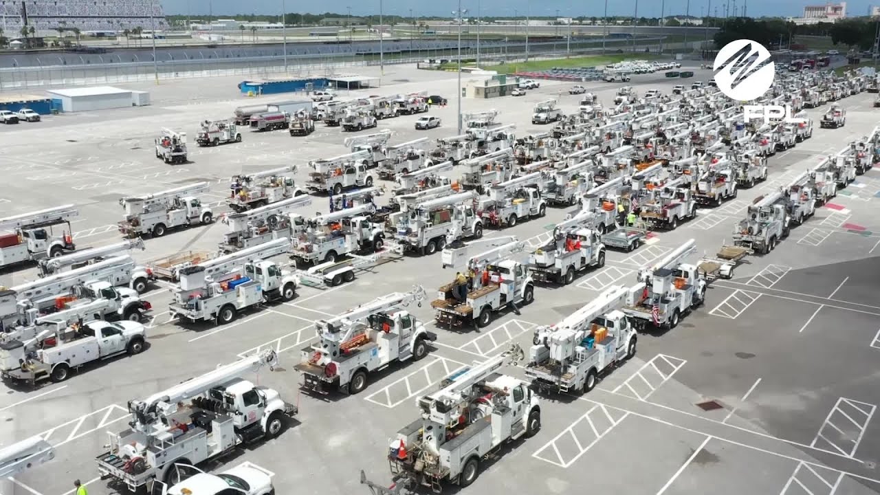 3,000 Florida Power and Light crews processed at Daytona Intl Speedway