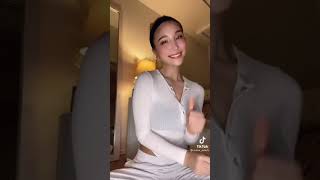 服の上からでもわかる爆乳❤️スタイル抜群100点満点?#shorts #reona #tiktok