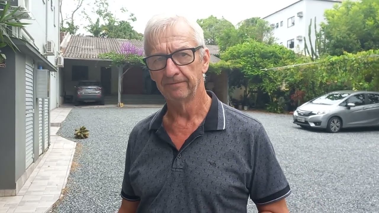 Rosas do Deserto premiadas, matrizes e plantas à venda do Seu Alzeredo de Blumenau, SC