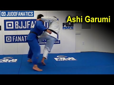 Ashi Garumi by Ugo Legrand