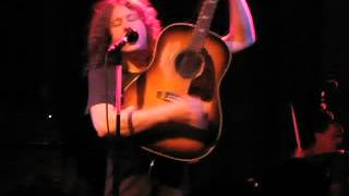 Ben Kweller singing Walk on Me at Neumos, Seattle, WA