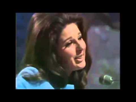 BOBBIE GENTRY 1968 Papa Won't You Let Me Go With You