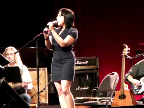 Jill Porter-The Night Comes On/Do I have to Dance/Who by Fire (Leonard Cohen cover)