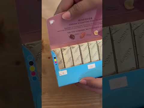 Godiva Signature🍫 | Salted Caramel Milk Chocolate | 🎁 Unboxing 🎁  @godiva